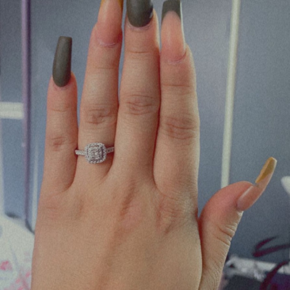 Beautiful Ring. - Picture 10 of 11